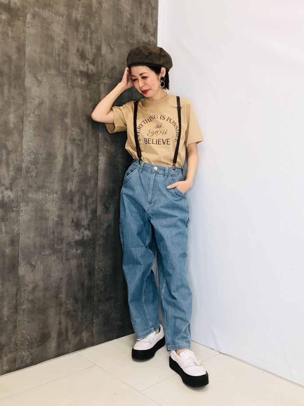 グラフィックT(半袖)(ロゴ)、ライトデニムペインターイージーアンクル