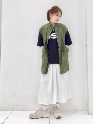 GU公式 | グラフィックT(5分袖) KOJIMA PRODUCTIONS