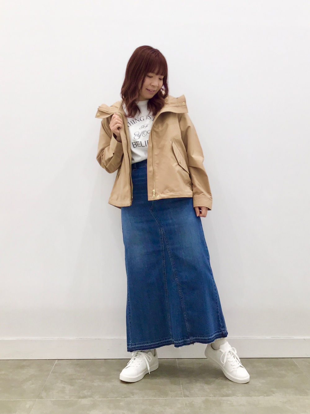 グラフィックT(半袖)(ロゴ)、ライトデニムペインターイージーアンクル