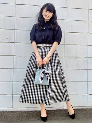 GU公式 | タックフレアミディスカート(ギンガム)(丈標準81.0～85.0cm)