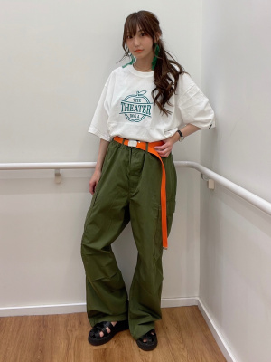 ミセスGUコラボシャツ　4着セット　XL Amazon.co.jp: GU ミセスグリーンアップル Tシャツ 緑 XLサイズ