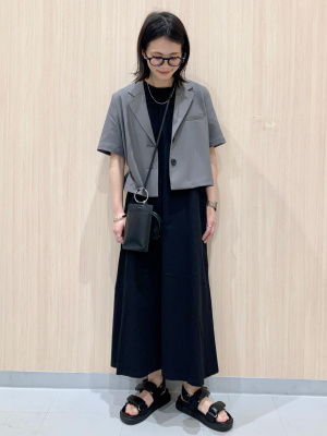 GU公式 | カットソーフレアワンピース(半袖)