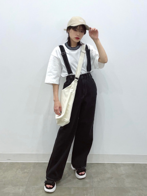 GU公式 | サスペンダー付きワイドジーンズ+E