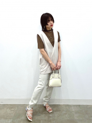 24SS カレンソロジー ジョガーパンツ　スリット　コットン　綿 24SS カレンソロジー ジョガーパンツ スリット コットン 綿