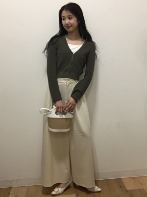 GU公式 | ブラフィールボートネックT(ノースリーブ)