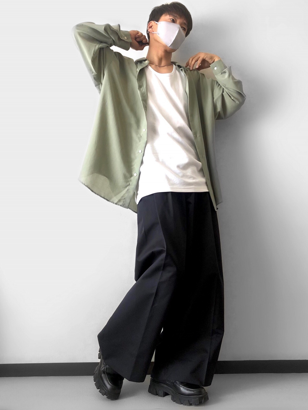 リバーシブルT(5分袖) beautiful people、タックワイドパンツ 