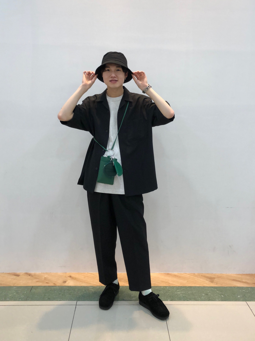 コットンクルーネックT(半袖)、ドライオープンカラーシャツ(5分袖