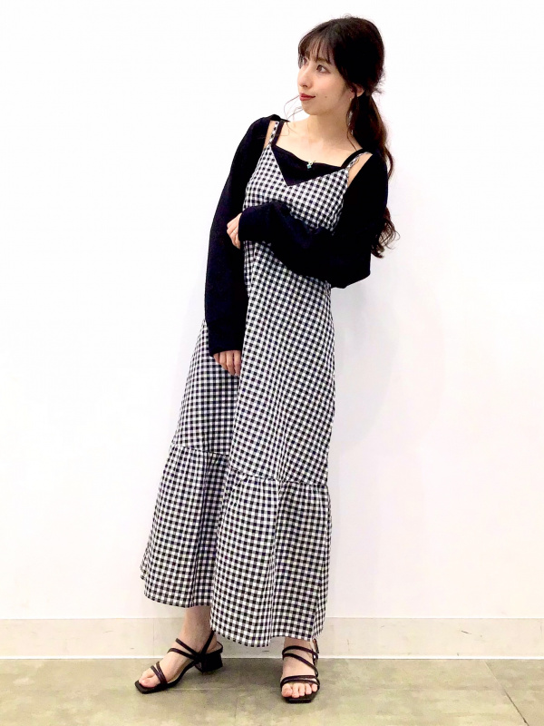 メガビューティ キャミソールセットボレロカーディガン(長袖)YT+E（レディース）の着用