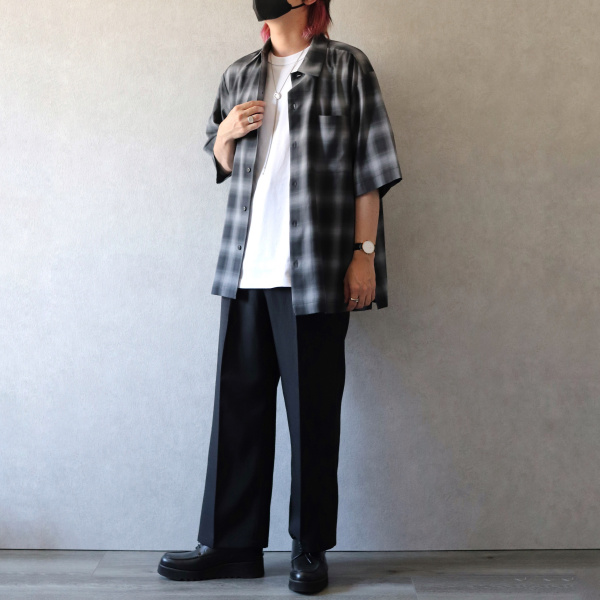 バギースラックス+EC(丈長め77.0cm)（メンズ）の着用コーディネート