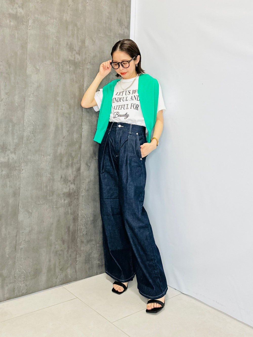 グラフィックT(半袖)(ロゴ)、ライトデニムペインターイージーアンクル