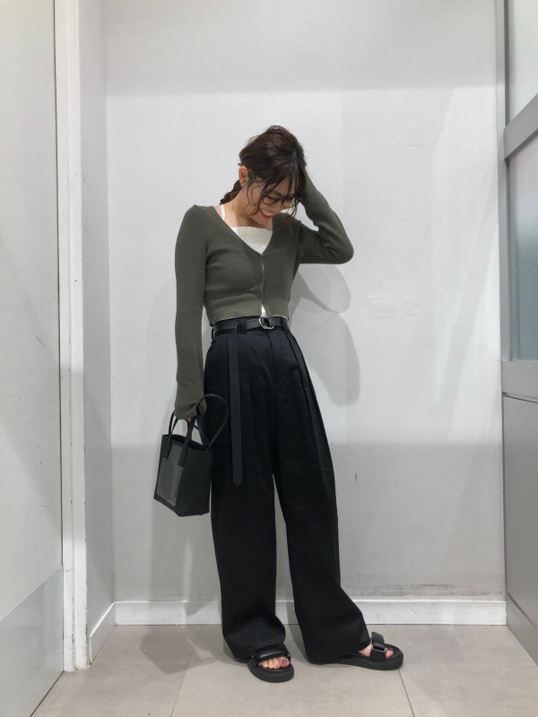 インタックワイドパンツ」のレディースのコーディネート一覧 | ジーユー