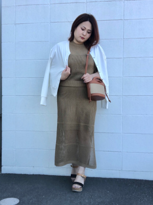 GU公式 | ブラフィールクロップドバックオープンタンクトップ