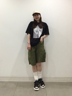 GU公式 | グラフィックT(5分袖)(フォト)1