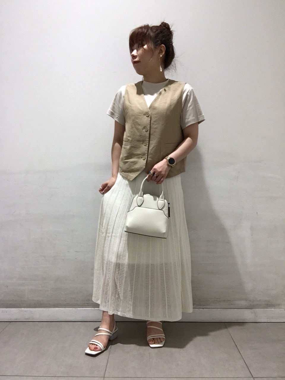Rebecca Vallance リネンブレンド フレア ロング スカート ウエストタックフレンチスリーブT、リネンブレンドフレアロング