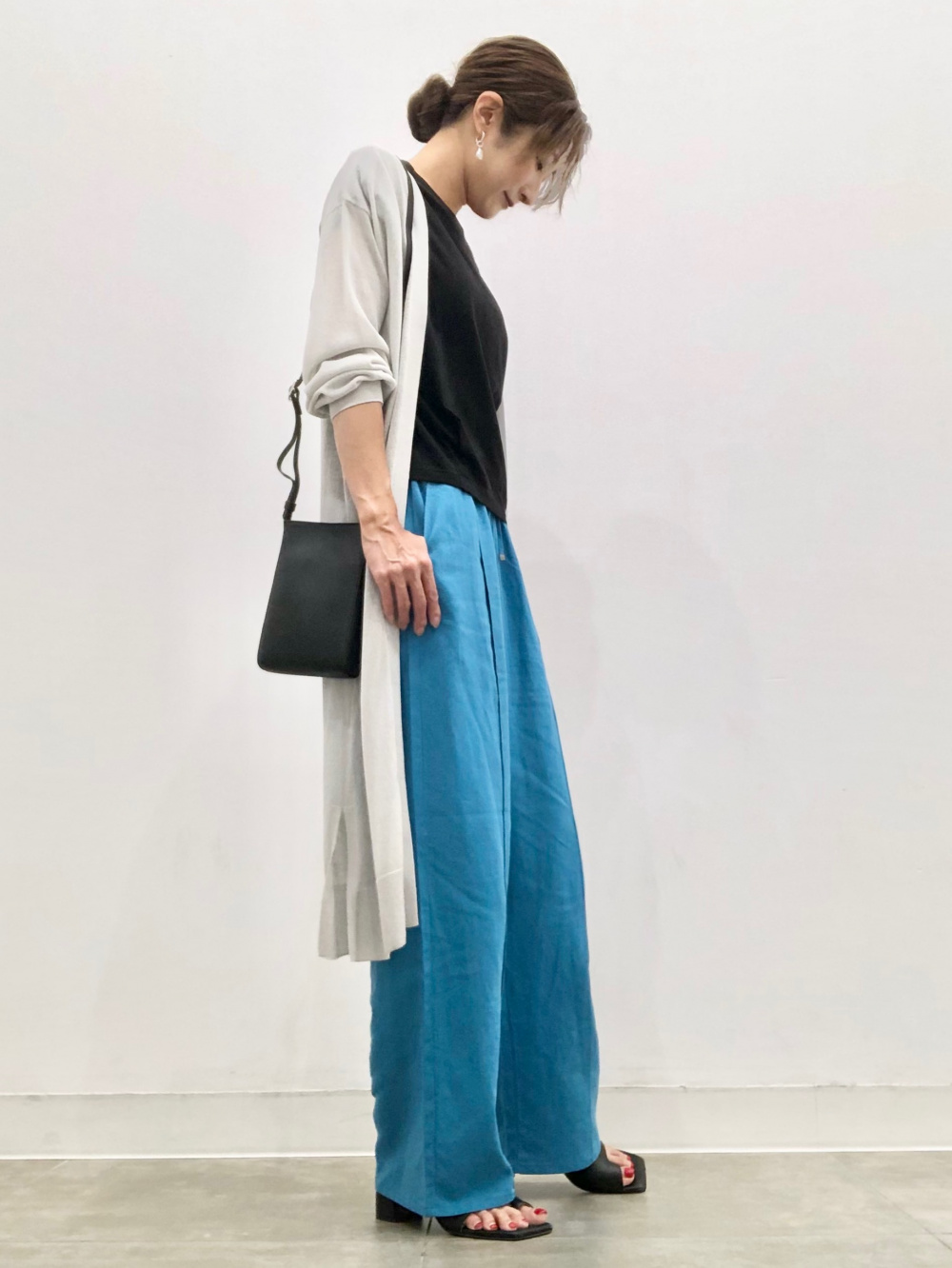 シアーロングカーディガン(長袖)Z、ウエストタックフレンチスリーブT  