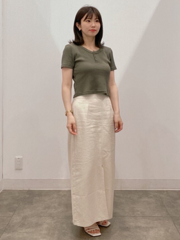 ワッフルヘンリーネックミニT(半袖)（レディース）の着用