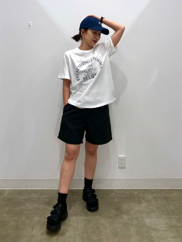 GU公式 グラフィックT(半袖)(ロゴ)