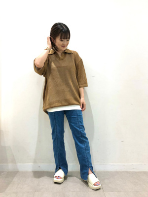 ☆ドイツ発*BERSHKA*新作*スリットアンクルフレアデニム/UN☆ ☆ドイツ発*BERSHKA*新作*スリットアンクルフレアデニム/UN