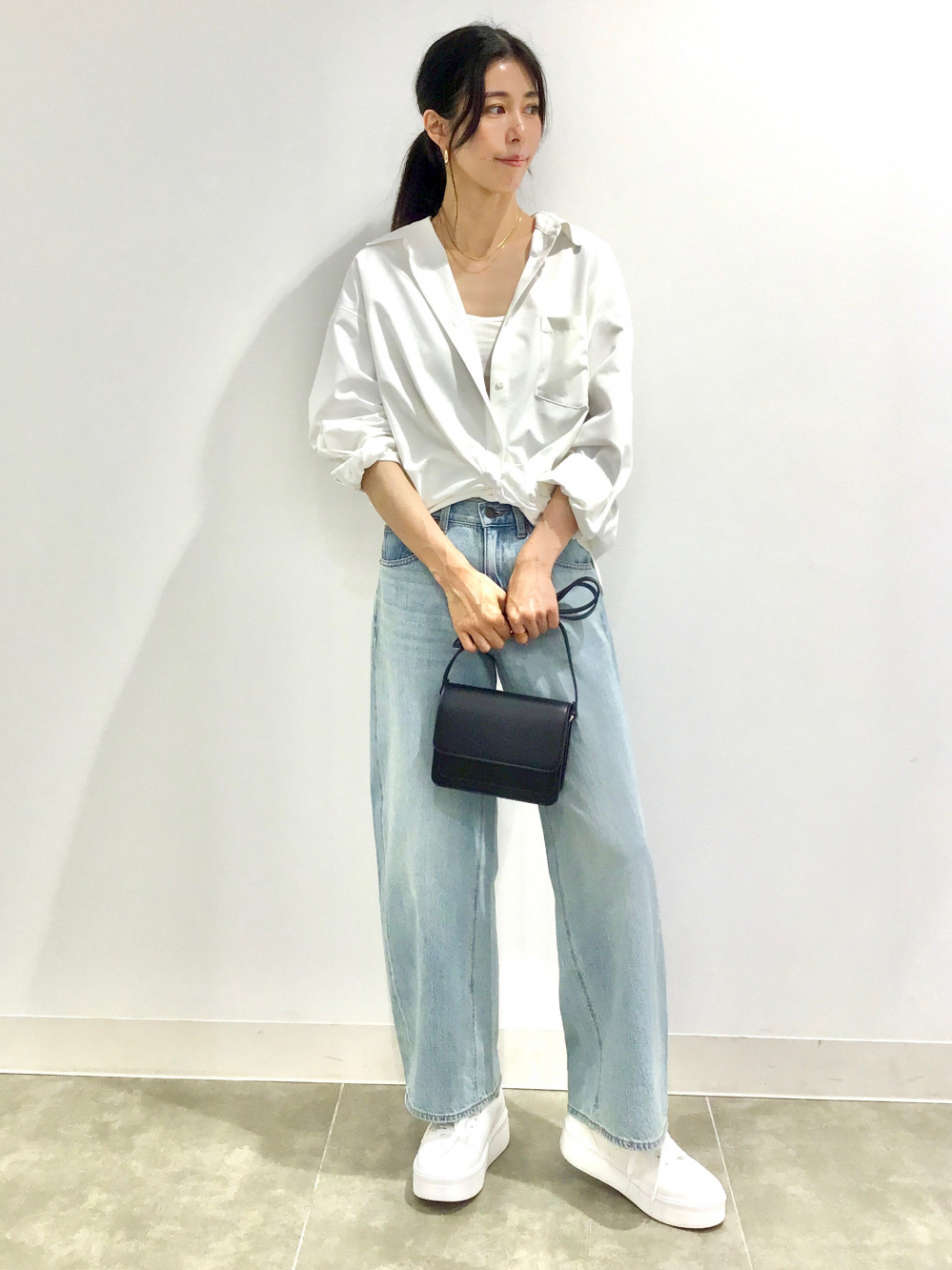 コットンミニT(半袖)、ドレープシャツ(半袖)」の着用コーディネート