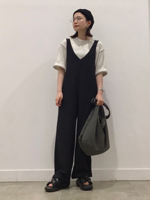 GU公式 | カットソーサロペットパンツ+E