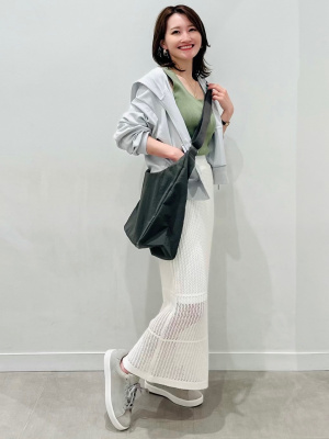 GU - 服　まとめ売り　合計7着　GU、ジーユー、ZARA、ニット、スカート、アウター 服 まとめ売り 合計7着 GU、ジーユー、ZARA、ニット、スカート