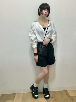GU公式 | リネンブレンドショートパンツ(セットアップ可能)