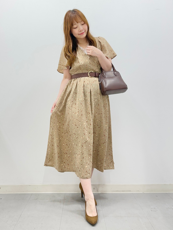フラワープリントカシュクールワンピース(半袖)+E(レディース フラワープリントカシュクールワンピース(半袖)+E(レディース