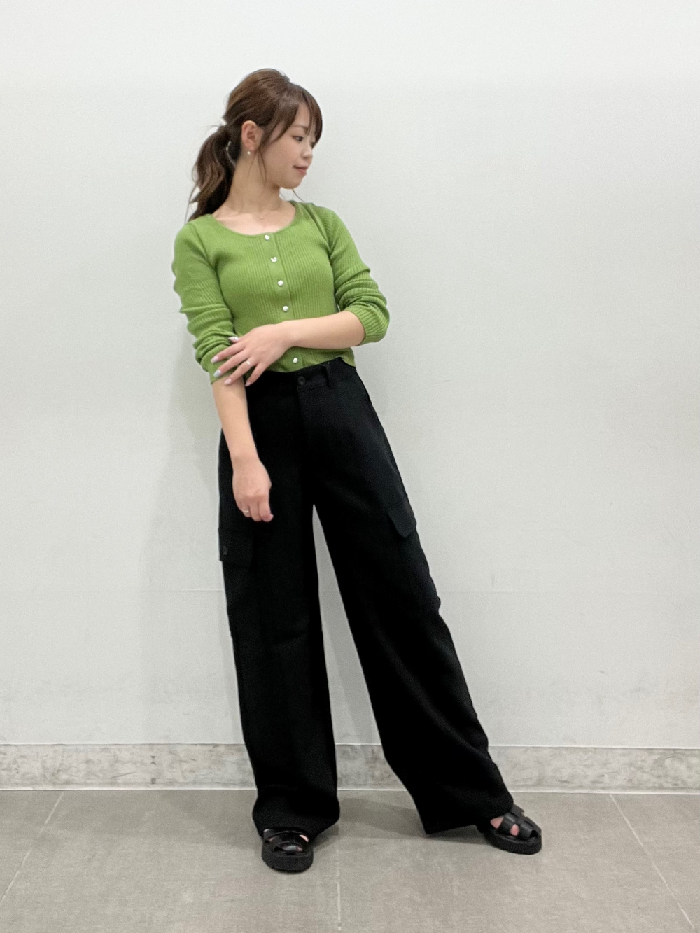 バイカラーポロミニワンピース(半袖)Q、レザータッチスクエアミニ