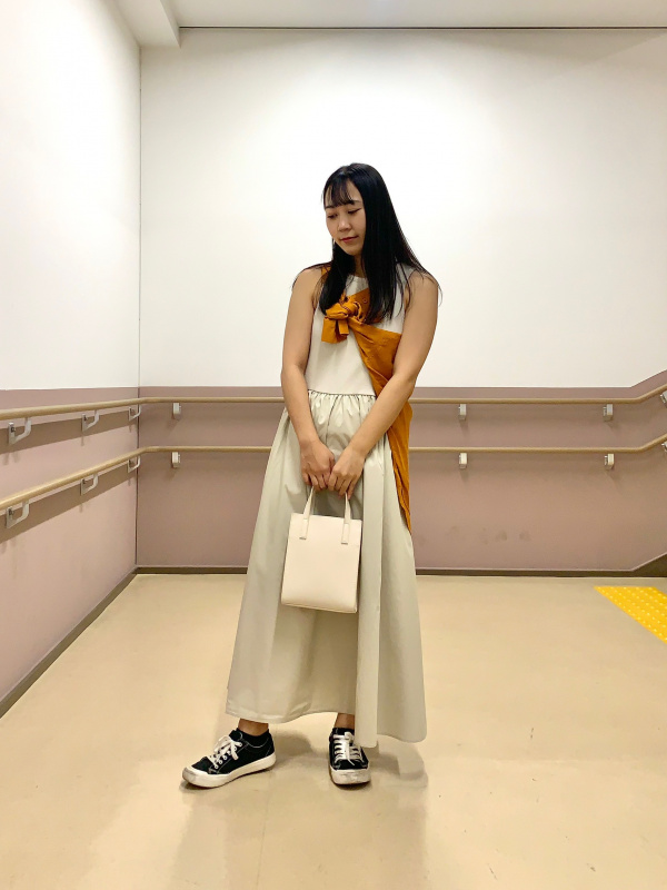 布帛コンビネーションワンピース(ノースリーブ)Q（レディース）の着用