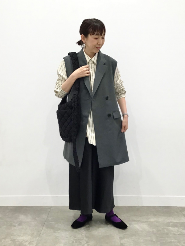 サテンロングスカート(丈標準83.0～90.0cm)（レディース）の着用