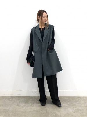 ダブルブレスト ベスト ZARA - 新品♡ZARA ホワイト ダブルブレスト ベストの通販 by