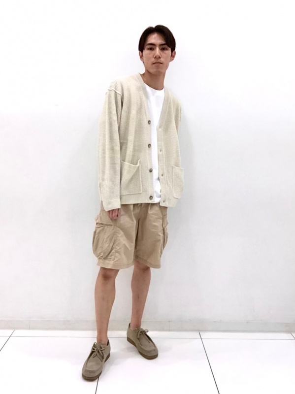 ワイドカーゴハーフパンツ（メンズ）の着用コーディネート一覧| ジーユー