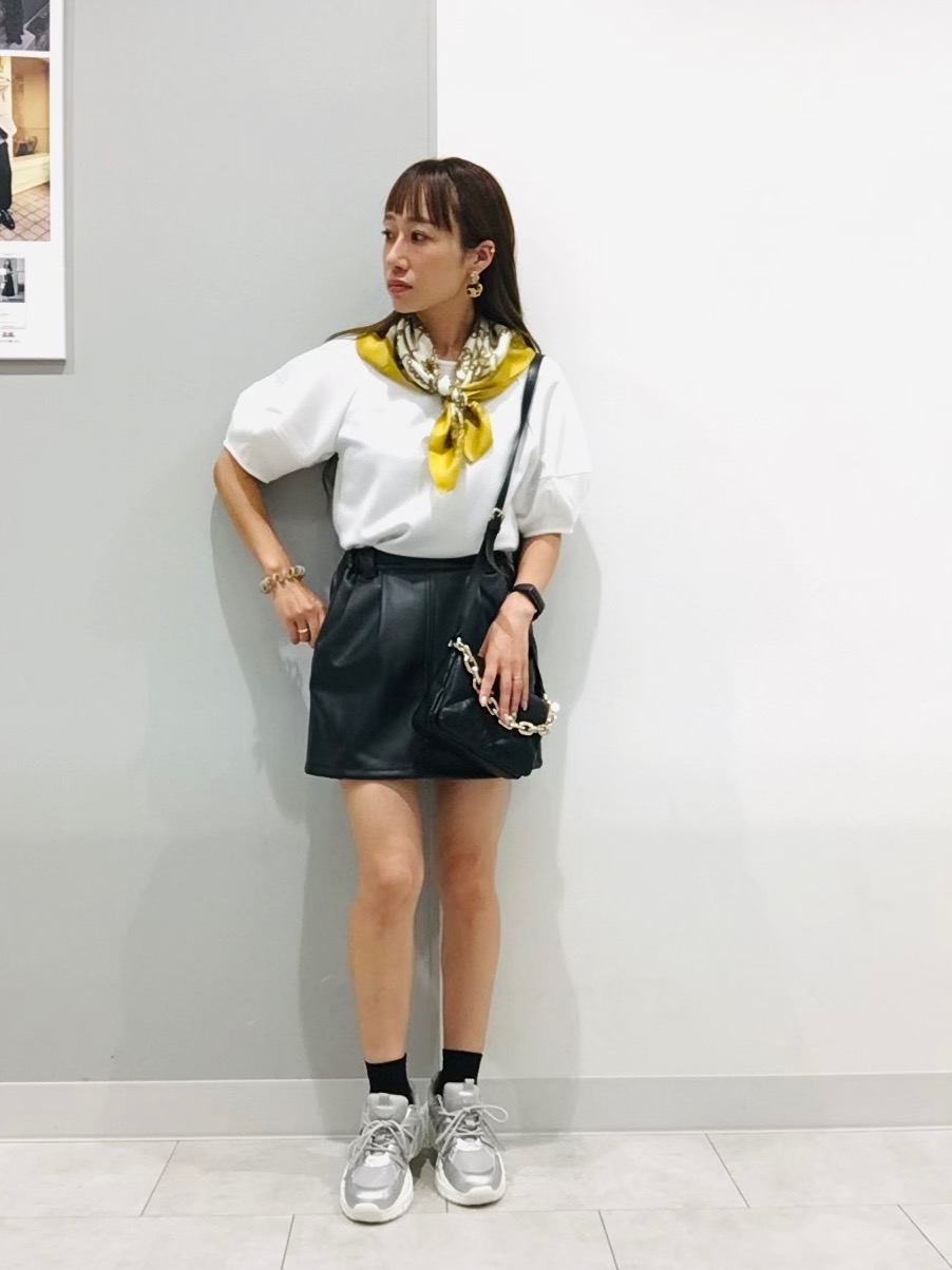 ランタンスリーブ ボタニカル セットアップ ミニスカート ランタンスリーブT(5分袖)Z+E、GIRLSフェイクレザーミニスカート