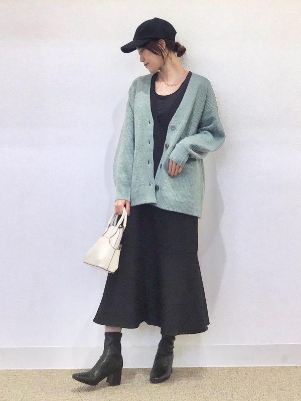 マーメイドジャンパードレス（レディース）の着用コーディネート