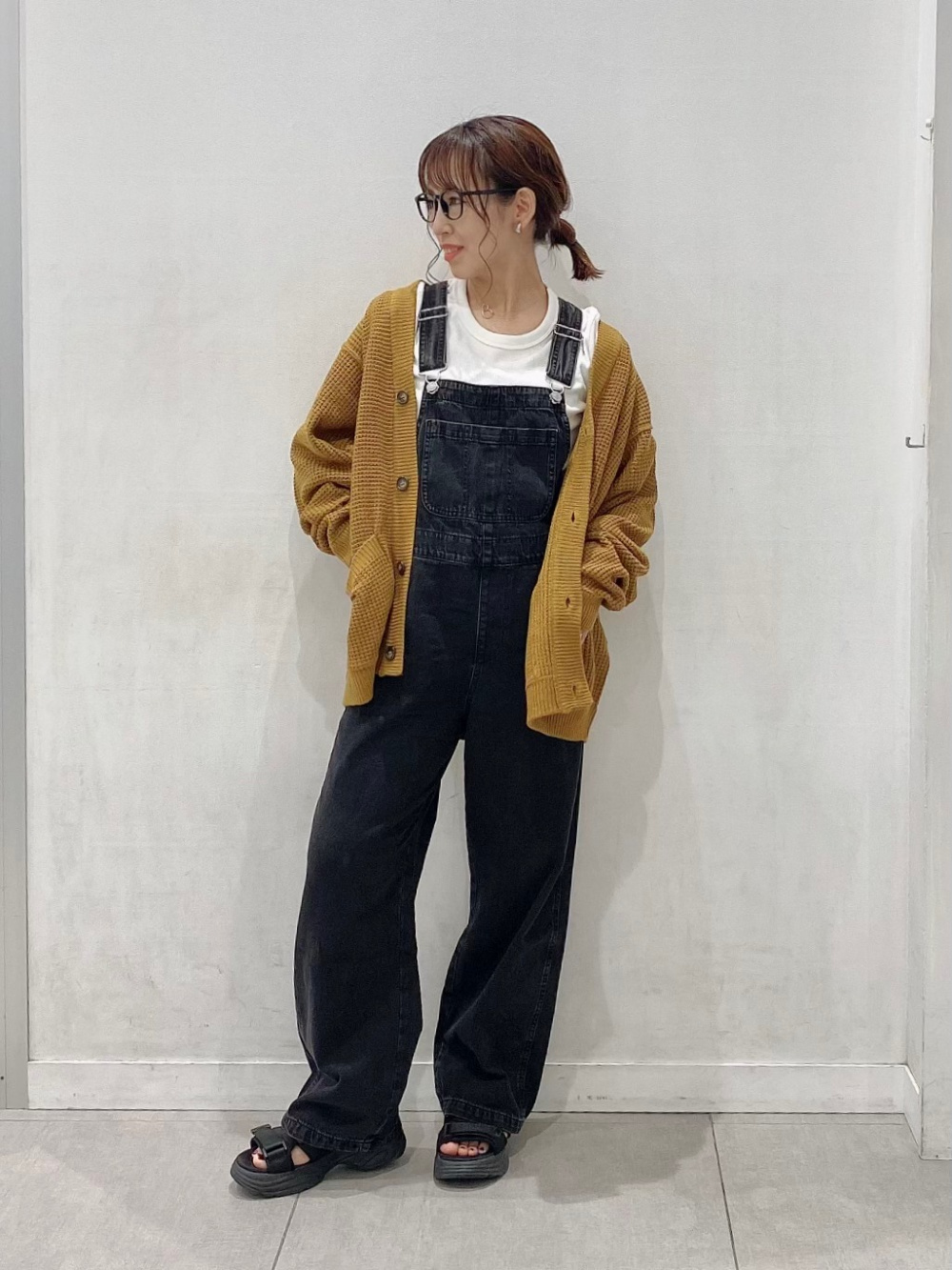 オーバーサイズボーダーポロシャツ(5分袖)、デニムバギー