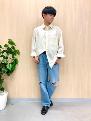 ロゴプレート ハイライズストレートジーンズ ハイライズ ストレートジーンズ エクスポーズドファスナー