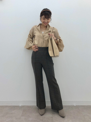 GU公式 | ブラフィールクロップドチューブトップ