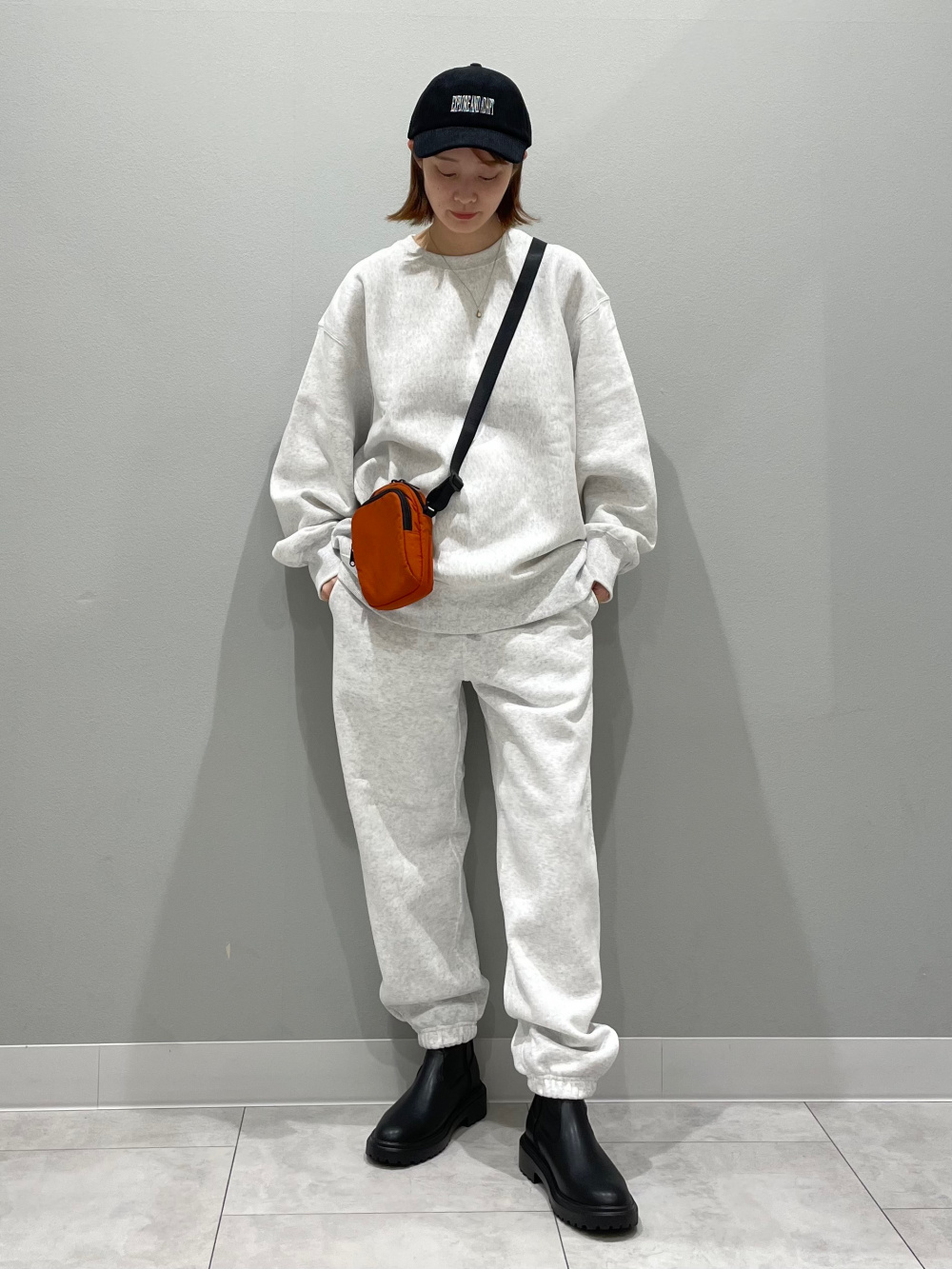 qualite(カリテ)　◆　スウェット　プルオーバー　パンツ　セットアップ qualite(カリテ) ◇ スウェット プルオーバー パンツ セットアップ
