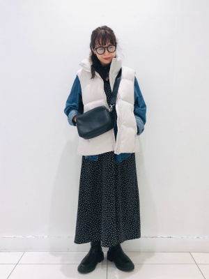 GU公式 | ドットプリントサテンキャミソールワンピース