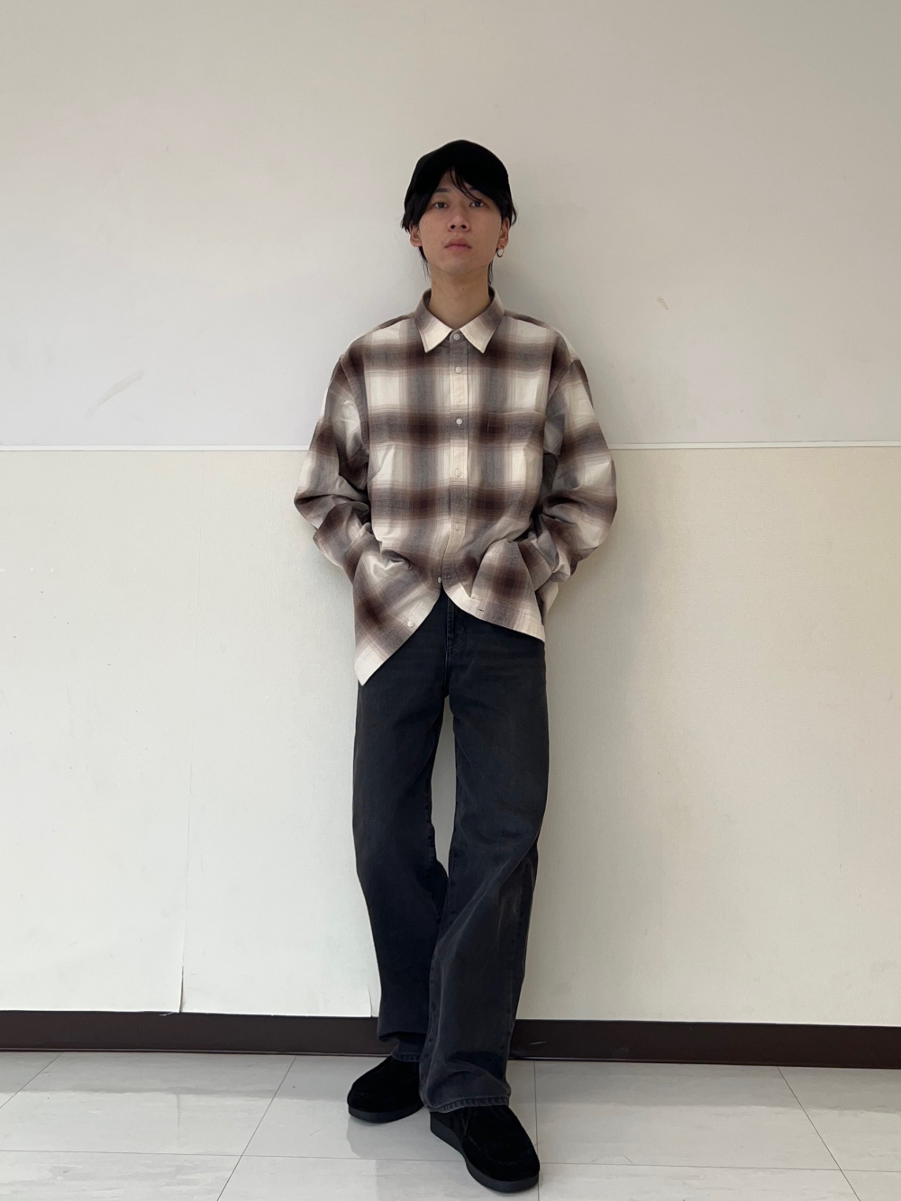 フランネルチェックシャツ(長袖)A、バギージーンズ(丈標準72.0cm