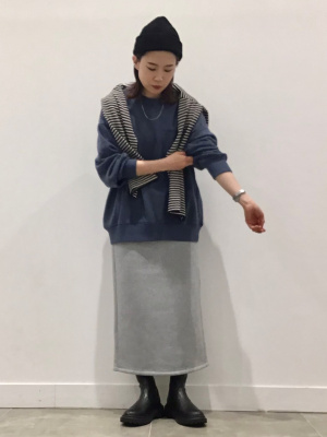 カイトさん専用 GU公式 | ウォッシュドロゴスウェットプルオーバー(長袖)+E
