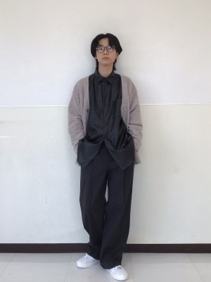 GU公式 | フェイクレザーオーバーサイズシャツ(長袖)