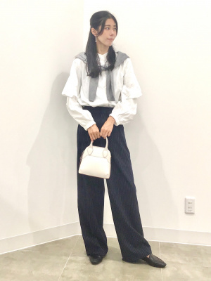 Louis Vuitton ホワイトラッフル デティールブラウス 未使用品 8083000146482_1.jpg?v=