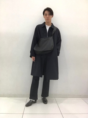 GU公式 | ミドルライズフレアジーンズ(丈標準73.0～77.0cm)