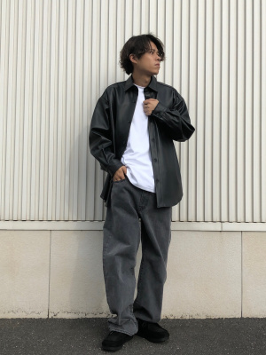 GU公式 | フェイクレザーオーバーサイズシャツ(長袖)