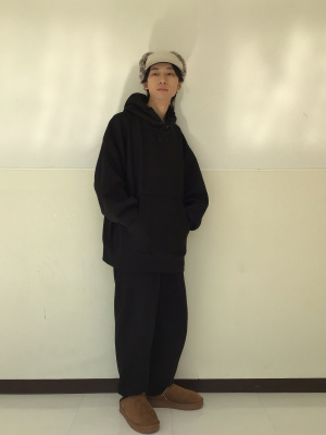 GU公式 | ヘビーウェイトスウェットパーカ(長袖)B