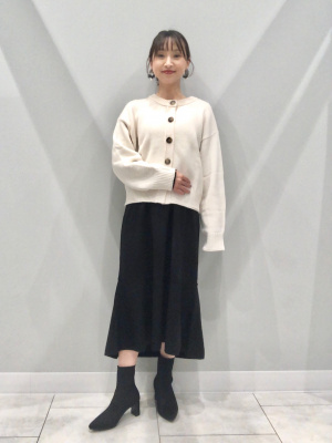 GU公式 | ミドルゲージクルーネックカーディガン(長袖)