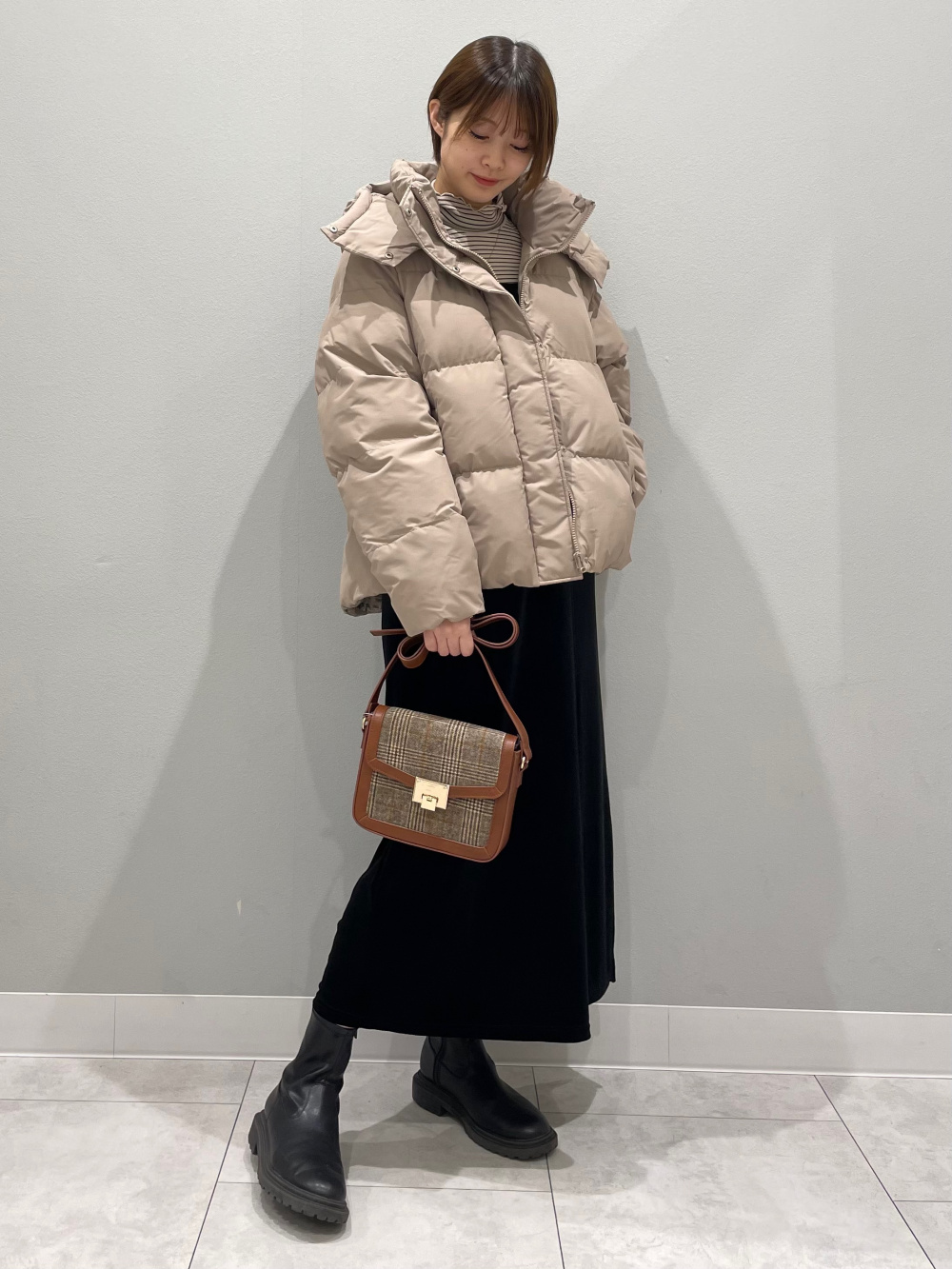 ケーブルVネックセーター(長袖)(セットアップ可能)、ブラッシュド