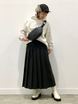 GU公式 | プリーツAラインミディスカート+E