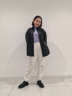 Yuriページ GU公式 | フェイクレザーオーバーサイズシャツ(長袖)